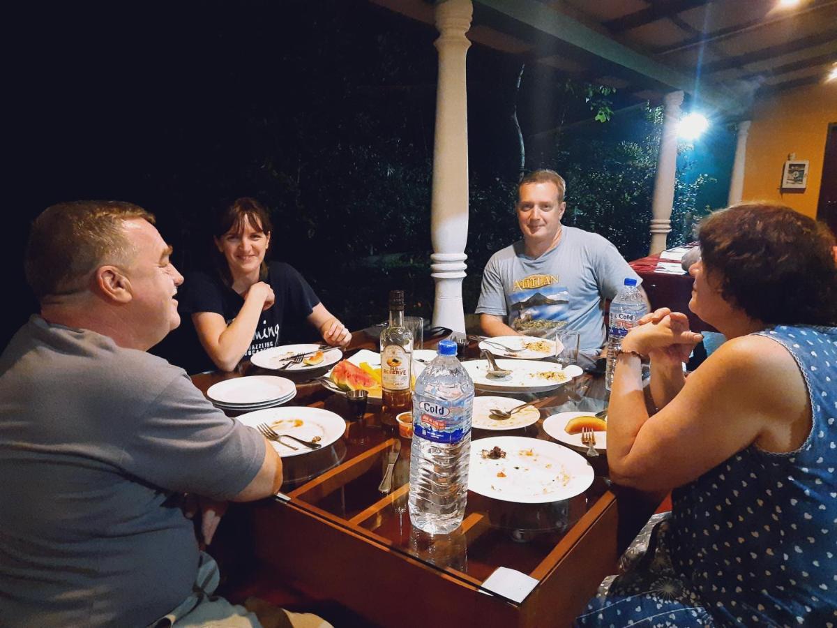 Palitha Homestay Sigiriya Ngoại thất bức ảnh