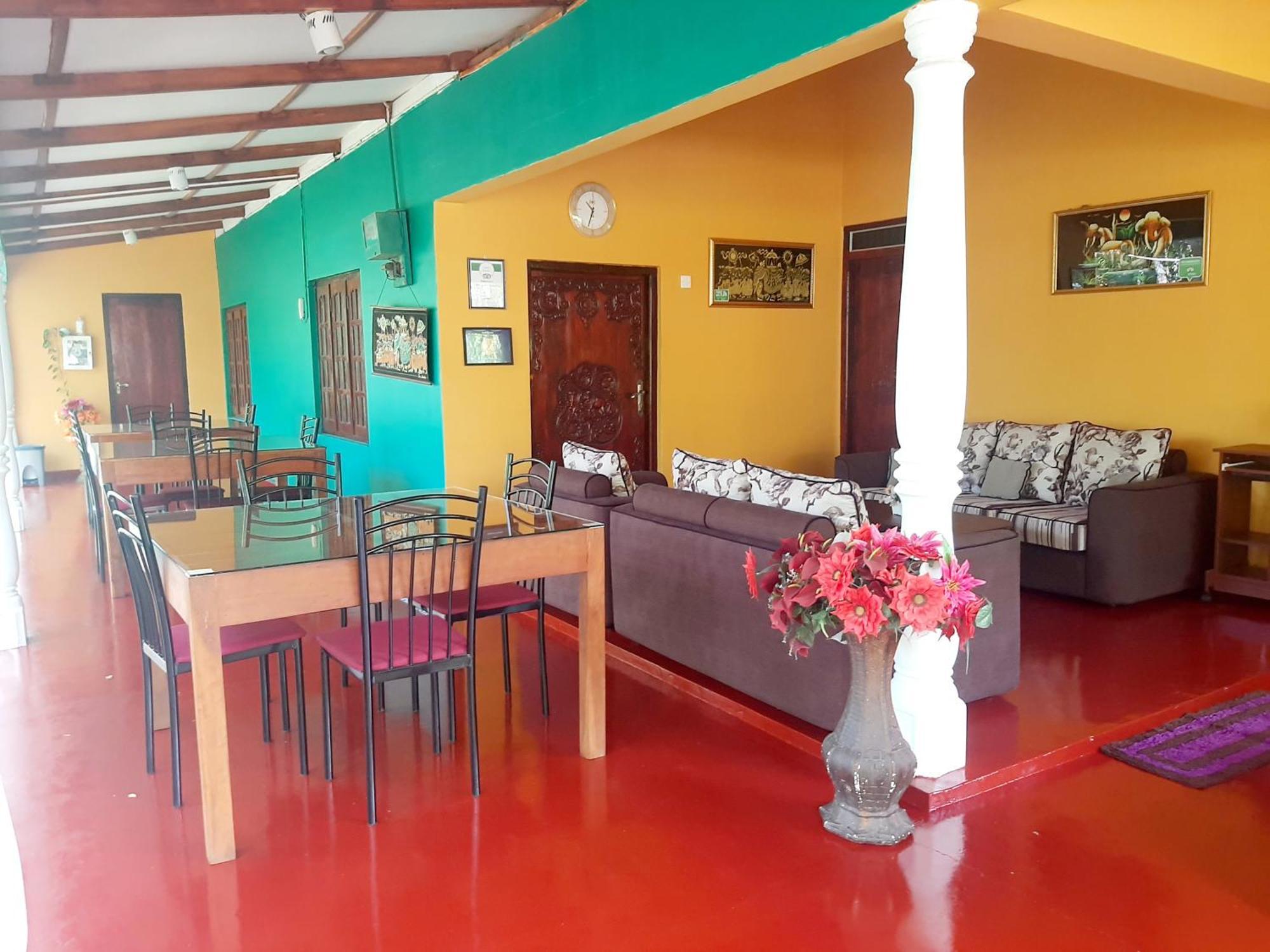 Palitha Homestay Sigiriya Ngoại thất bức ảnh