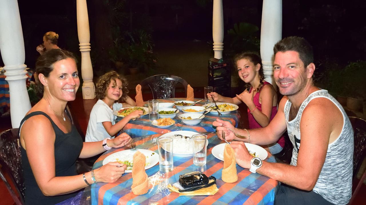 Palitha Homestay Sigiriya Ngoại thất bức ảnh